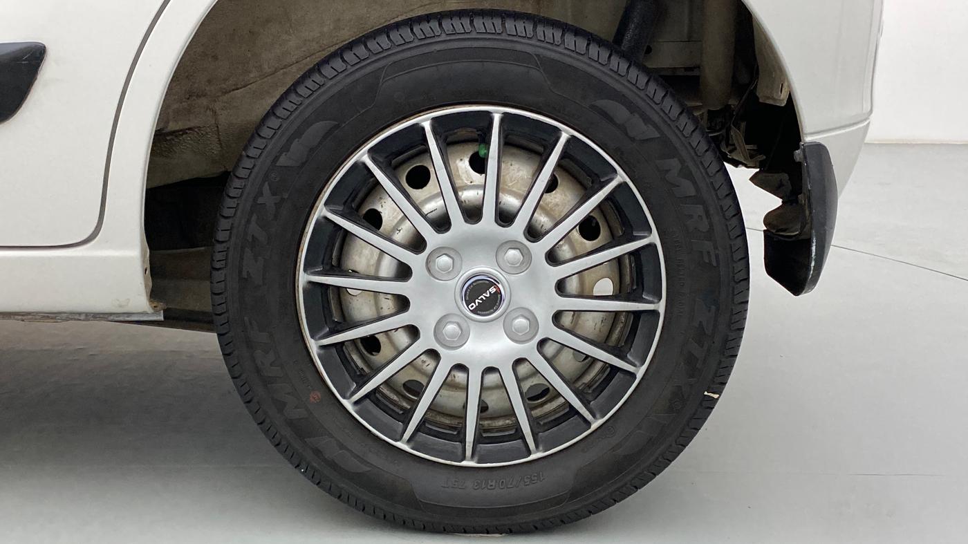 2016 Maruti Wagon R 1.0 LXI CNG, CNG, Manual, 63,547 km, Left Rear Wheel