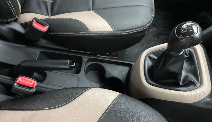 2018 Hyundai Grand i10 MAGNA 1.2 VTVT, Petrol, Manual, 41,853 km, Gear Lever