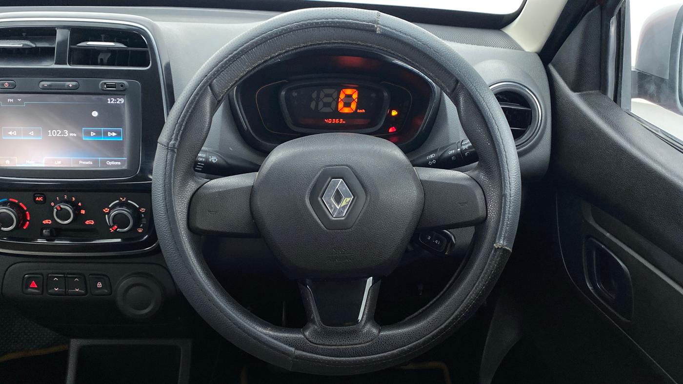 2018 Renault Kwid 1.0 RXT Opt, Petrol, Manual, 40,490 km, Steering Wheel Close Up