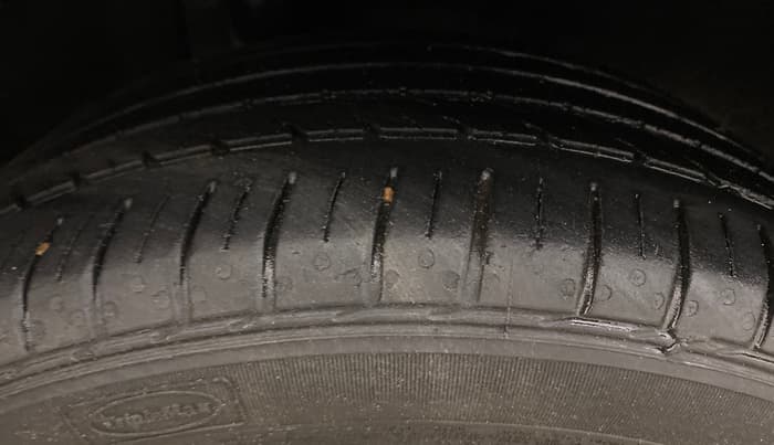 2017 Maruti Baleno RS 1.0 PETROL, Petrol, Manual, 1,17,359 km, Right Rear Tyre Tread