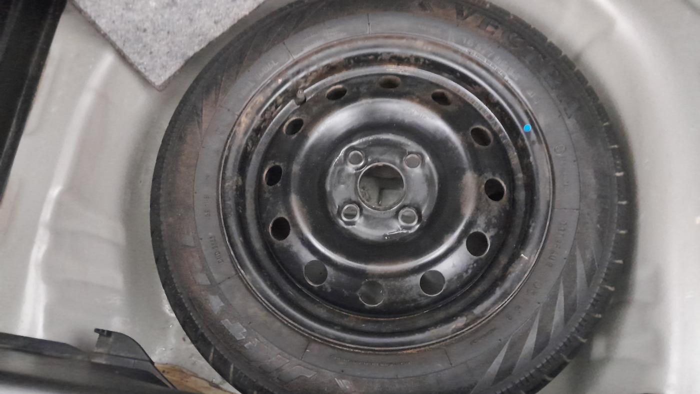 2019 Maruti Swift VXI AMT, Petrol, Automatic, 49,035 km, Spare Tyre