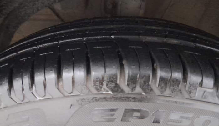 2019 Maruti Swift VXI AMT, Petrol, Automatic, 49,035 km, Left Front Tyre Tread