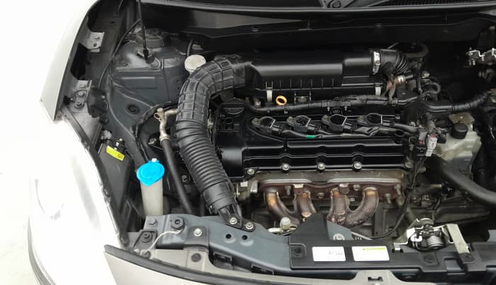 2019 Maruti Swift VXI AMT, Petrol, Automatic, 49,035 km, Engine View - Right