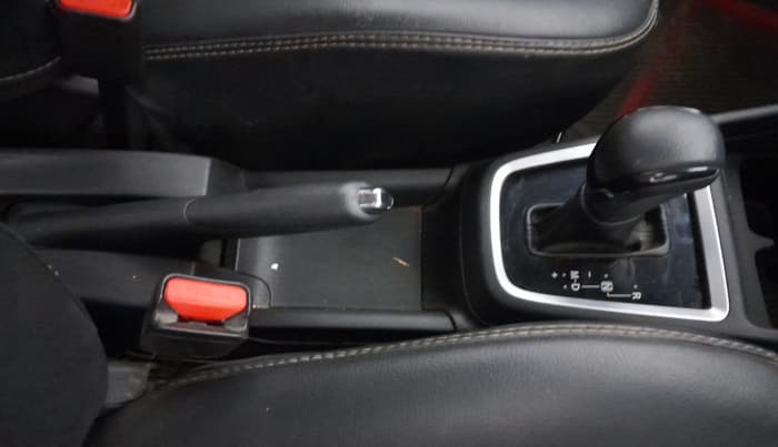 2019 Maruti Swift VXI AMT, Petrol, Automatic, 49,035 km, Gear Lever