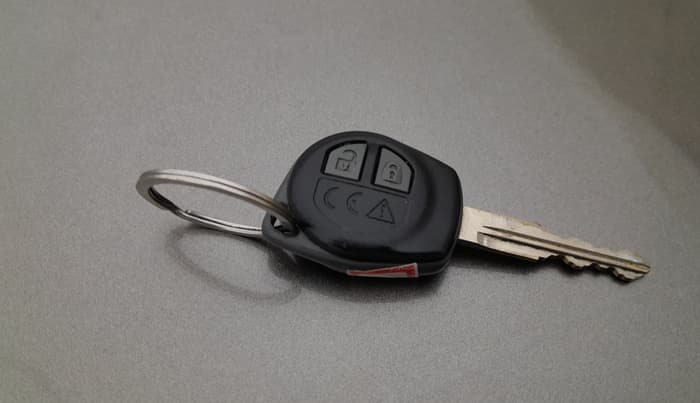 2019 Maruti Swift VXI AMT, Petrol, Automatic, 49,035 km, Key Close Up