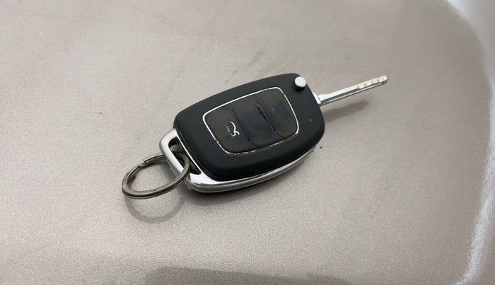 2013 Hyundai i20 SPORTZ 1.2, Petrol, Manual, 38,323 km, Key Close Up