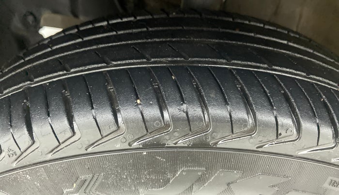 2021 Maruti New Wagon-R LXI 1.0 L, Petrol, Manual, 19,489 km, Left Front Tyre Tread