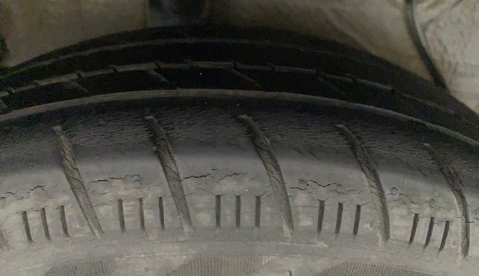 2017 Maruti Celerio ZXI AMT (O), Petrol, Automatic, 42,412 km, Right Rear Tyre Tread