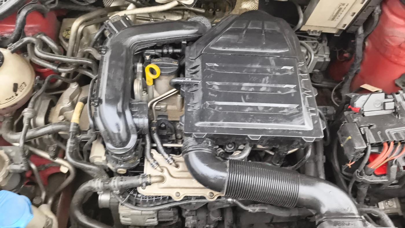 2020 Volkswagen Polo HIGHLINE PLUS 1.0L TSI, Petrol, Manual, 33,902 km, Engine View