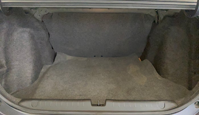 2024 Honda Amaze 1.2L I-VTEC S, Petrol, Manual, 8,622 km, Boot Inside