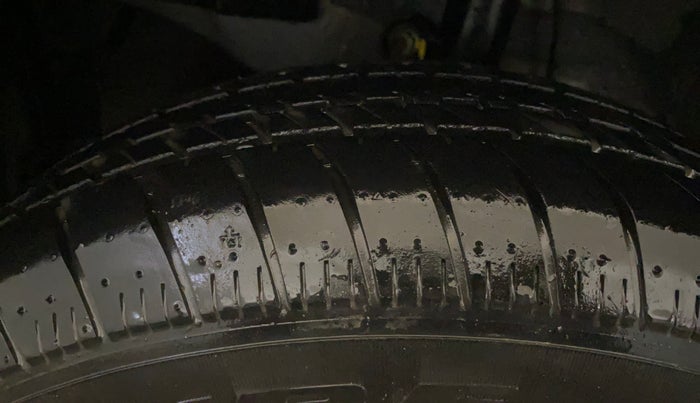 2024 Honda Amaze 1.2L I-VTEC S, Petrol, Manual, 8,622 km, Left Front Tyre Tread