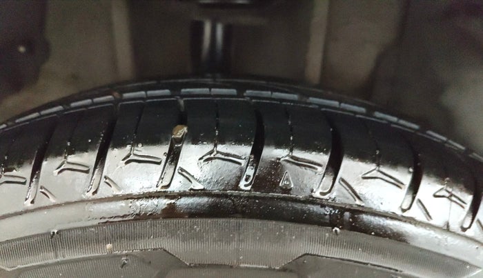 2022 Tata TIGOR XZ PLUS CNG, CNG, Manual, 69,714 km, Right Rear Tyre Tread