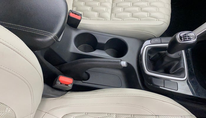 2023 KIA SELTOS HTX PETROL 1.5, Petrol, Manual, 55,864 km, Gear Lever