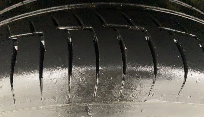 2023 KIA SELTOS HTX PETROL 1.5, Petrol, Manual, 55,864 km, Left Front Tyre Tread