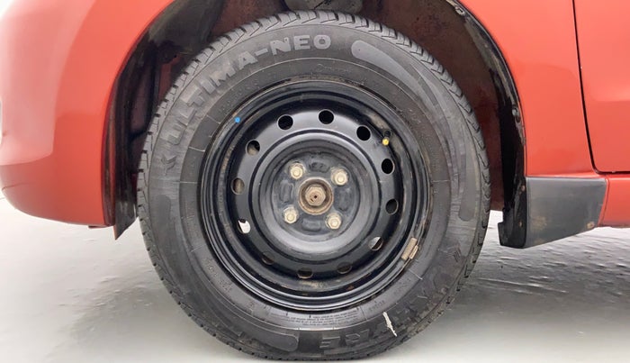 2010 Maruti A Star VXI, Petrol, Manual, 25,211 km, Left Front Wheel