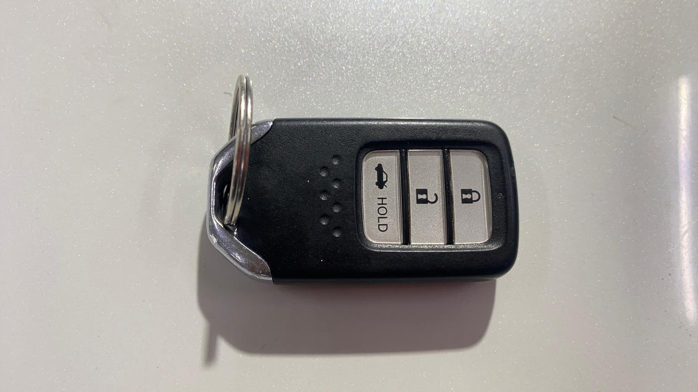 2022 Honda Amaze 1.2L I-VTEC VX, CNG, Manual, 49,809 km, Key Close Up