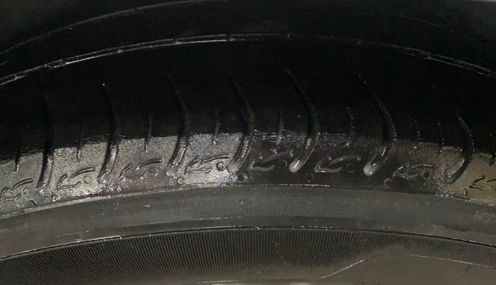 2022 Honda Amaze 1.2L I-VTEC VX, CNG, Manual, 49,809 km, Right Rear Tyre Tread