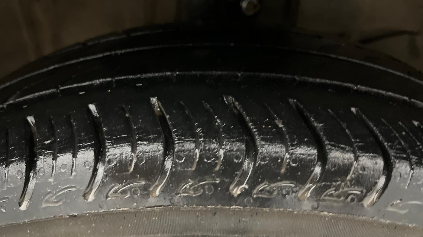 2019 Honda Amaze 1.2L I-VTEC VX CVT, Petrol, Automatic, 26,191 km, Right Front Tyre Tread