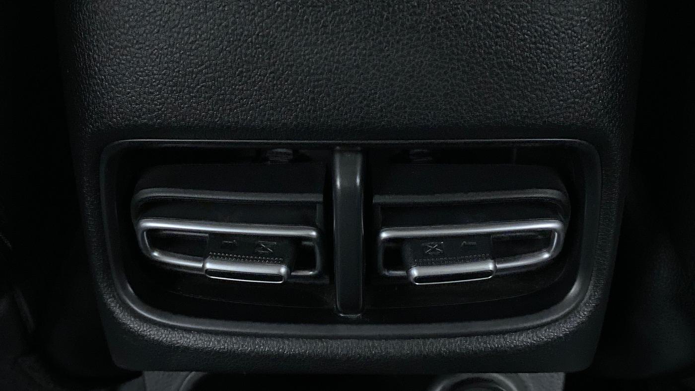 2021 Hyundai ALCAZAR PLATINUM(O) 7STR 1.5 AT, Diesel, Automatic, 26,541 km, Rear AC Vents