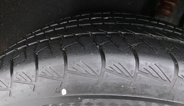 2021 Hyundai ALCAZAR PLATINUM(O) 7STR 1.5 AT, Diesel, Automatic, 26,541 km, Left Rear Tyre Tread