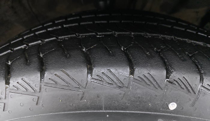 2021 Hyundai ALCAZAR PLATINUM(O) 7STR 1.5 AT, Diesel, Automatic, 26,541 km, Right Front Tyre Tread