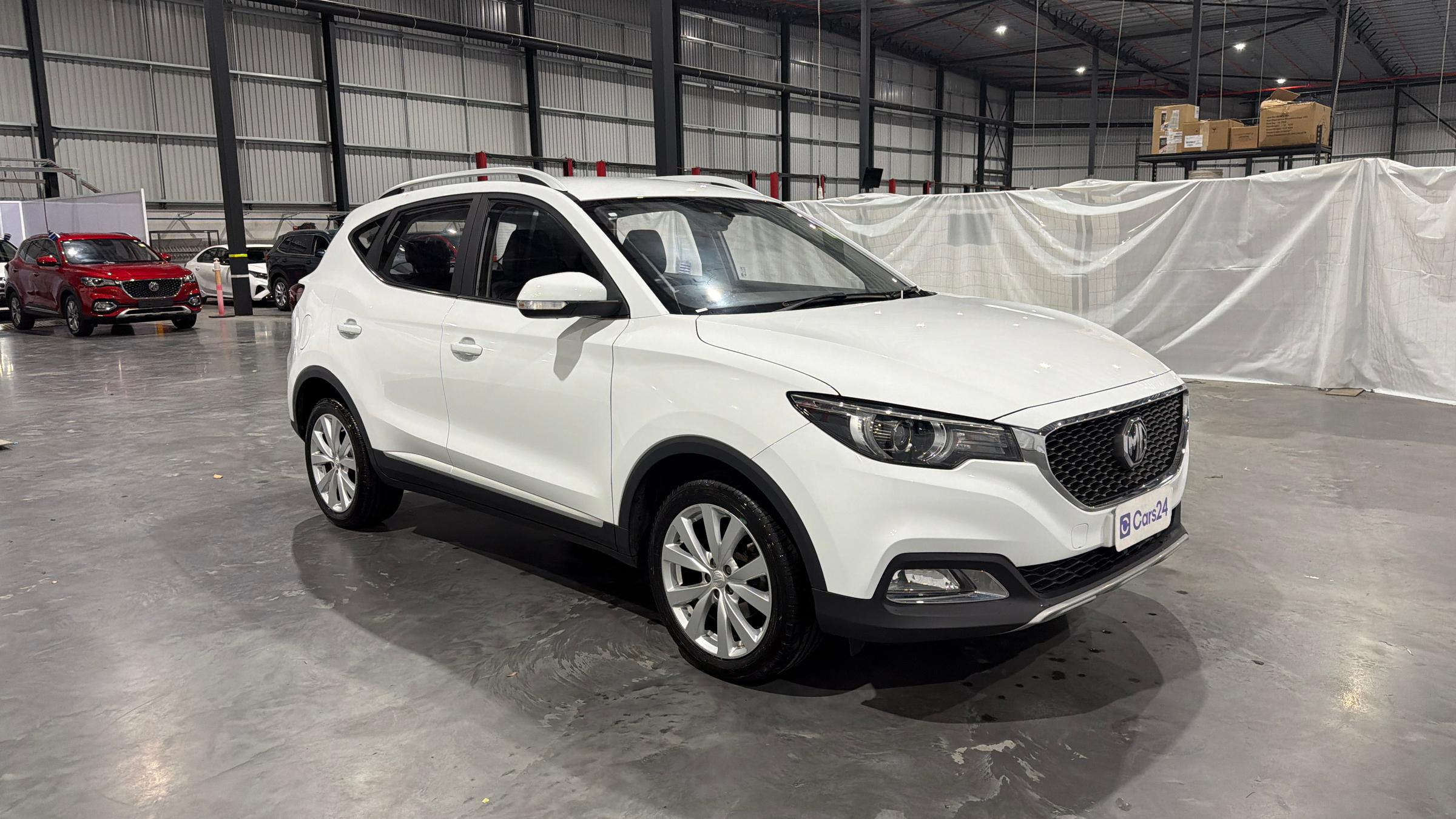 MG ZS image
