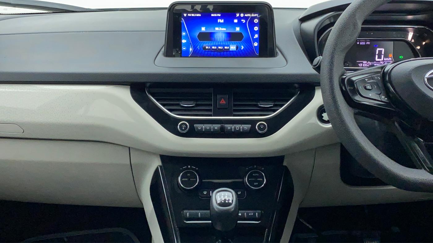 2020 Tata NEXON XZ+ 1.2, Petrol, Manual, 43,301 km, Air Conditioner