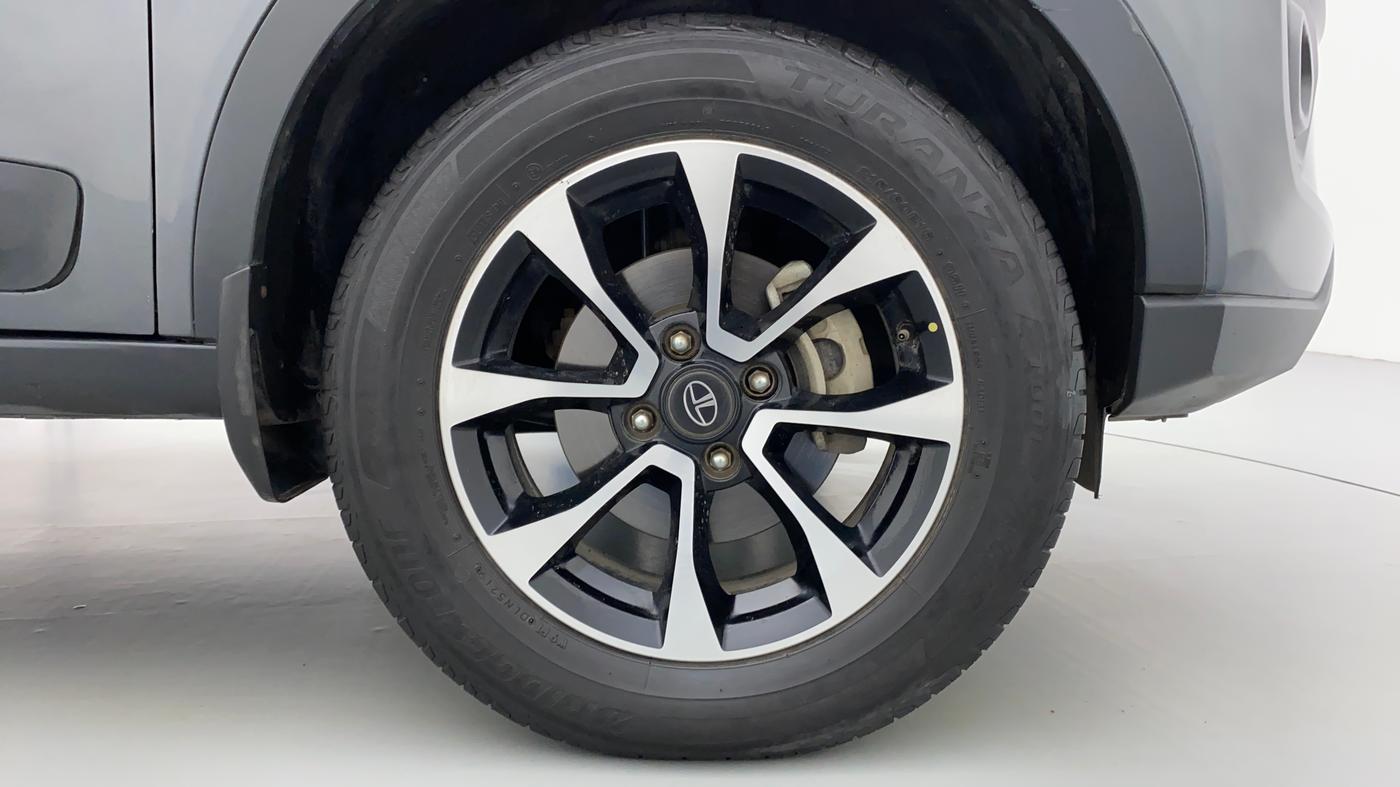 2020 Tata NEXON XZ+ 1.2, Petrol, Manual, 43,301 km, Right Front Wheel