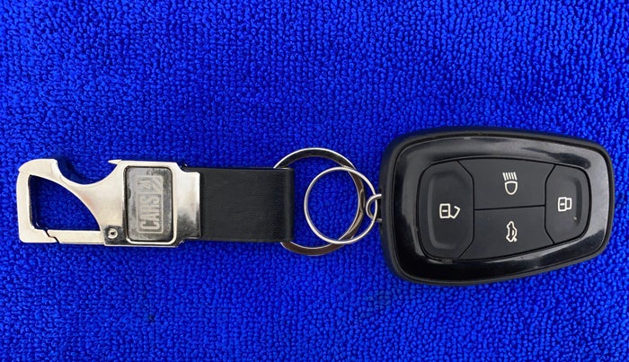 2020 Tata NEXON XZ+ 1.2, Petrol, Manual, 43,301 km, Key Close Up