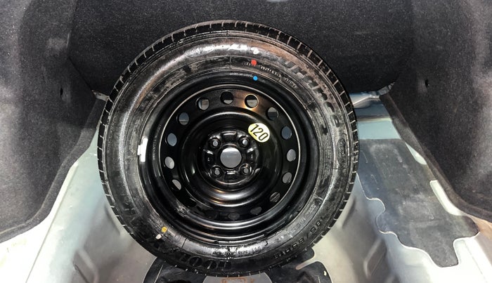 2017 Maruti Ciaz ALPHA DIESEL 1.3, Diesel, Manual, 93,874 km, Spare Tyre