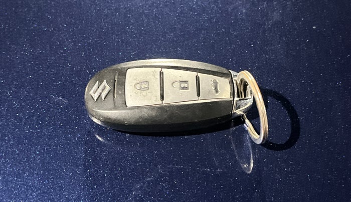 2017 Maruti Ciaz ALPHA DIESEL 1.3, Diesel, Manual, 93,874 km, Key Close Up