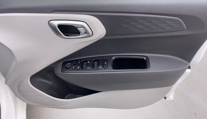 2020 Hyundai GRAND I10 NIOS SPORTZ 1.2 KAPPA VTVT, Petrol, Manual, 18,641 km, Driver Side Door Panels Control