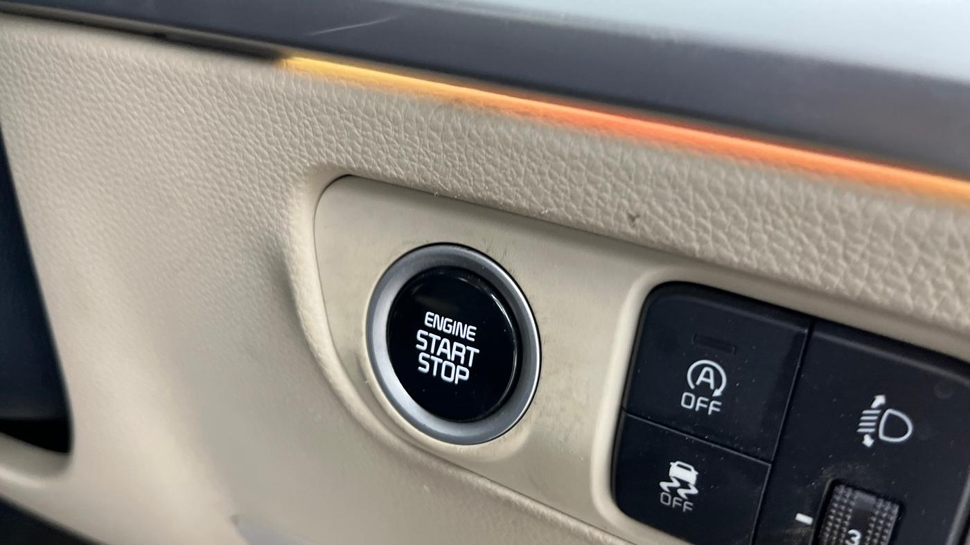2023 KIA CARENS LUXURY PLUS IMT 1.5 DIESEL IMT, Diesel, Manual, 13,420 km, Keyless Start/ Stop Button