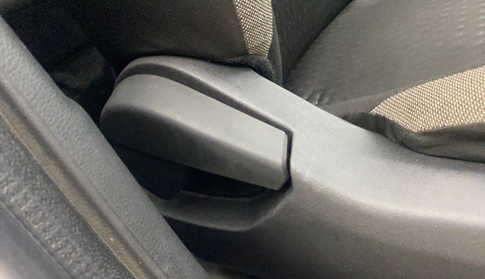 2023 Nissan MAGNITE XL, Petrol, Manual, 46,201 km, Driver Side Adjustment Panel