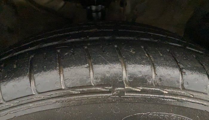 2016 Hyundai Creta BASE 1.4 DIESEL, Diesel, Manual, 79,391 km, Right Front Tyre Tread