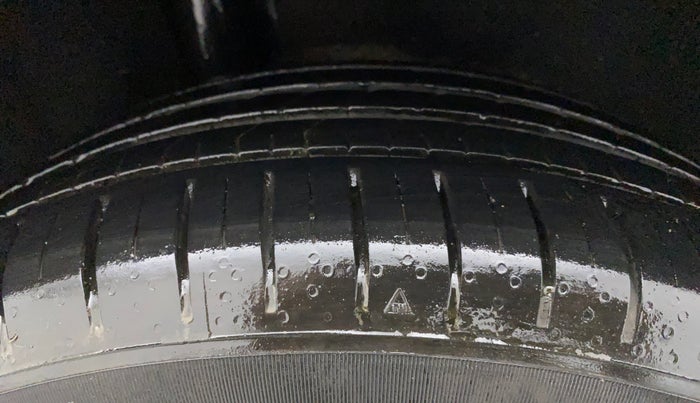 2017 Ford Ecosport TITANIUM 1.5L PETROL, Petrol, Manual, 85,301 km, Right Rear Tyre Tread