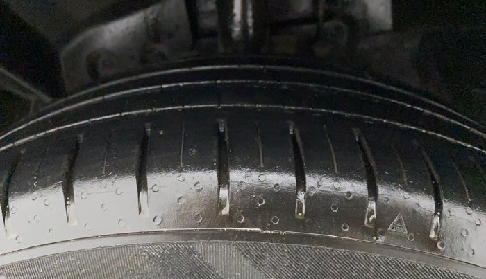 2017 Ford Ecosport TITANIUM 1.5L PETROL, Petrol, Manual, 85,301 km, Left Front Tyre Tread