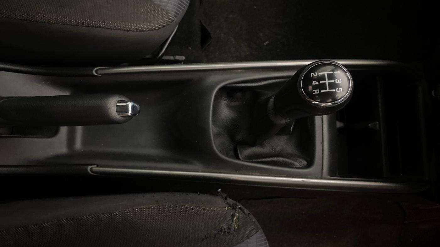2021 Maruti Baleno ALPHA PETROL 1.2, Petrol, Manual, 10,668 km, Gear Lever