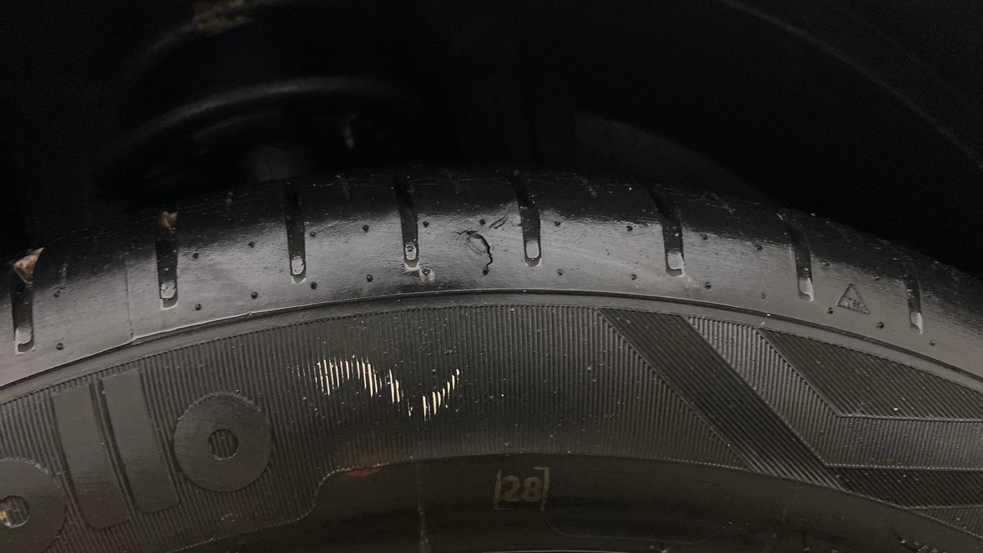 2021 Maruti Baleno ALPHA PETROL 1.2, Petrol, Manual, 10,668 km, Right Front Tyre Tread