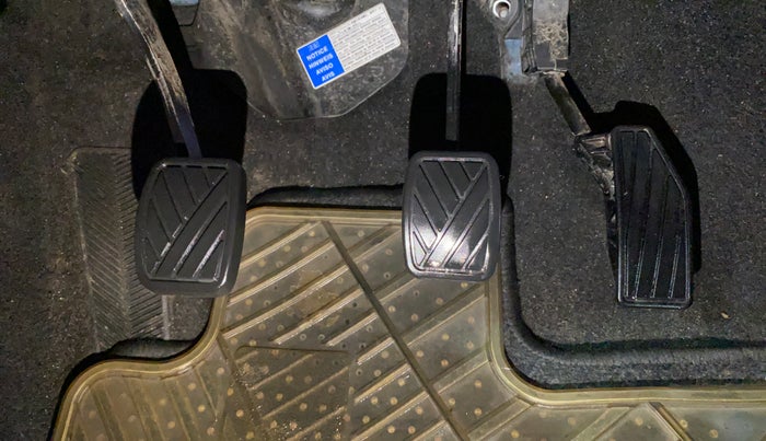 2019 Maruti Baleno DELTA PETROL 1.2, Petrol, Manual, 57,112 km, Pedals