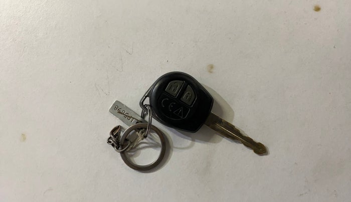 2019 Maruti Baleno DELTA PETROL 1.2, Petrol, Manual, 57,112 km, Key Close Up