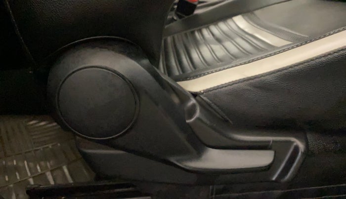 2019 Maruti Baleno DELTA PETROL 1.2, Petrol, Manual, 57,112 km, Driver Side Adjustment Panel