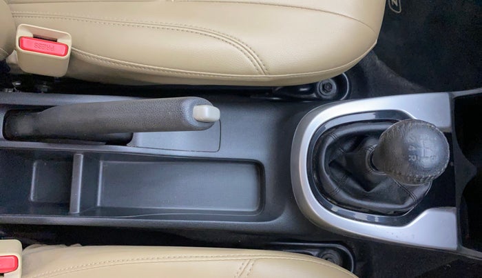 2018 Honda Jazz 1.2L I-VTEC V, Petrol, Manual, 42,784 km, Gear Lever