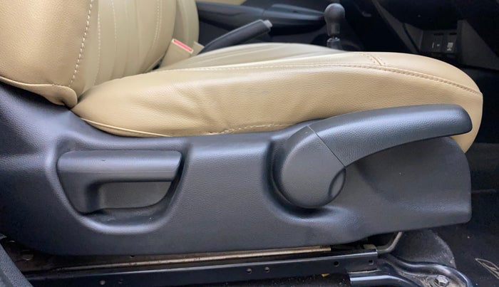 2018 Honda Jazz 1.2L I-VTEC V, Petrol, Manual, 42,784 km, Driver Side Adjustment Panel