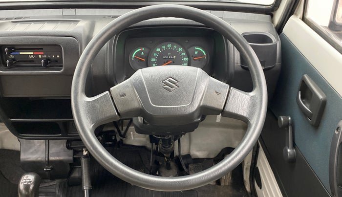 2014 Maruti Omni 5 SEATER, Petrol, Manual, 31,954 km, Steering Wheel Close Up