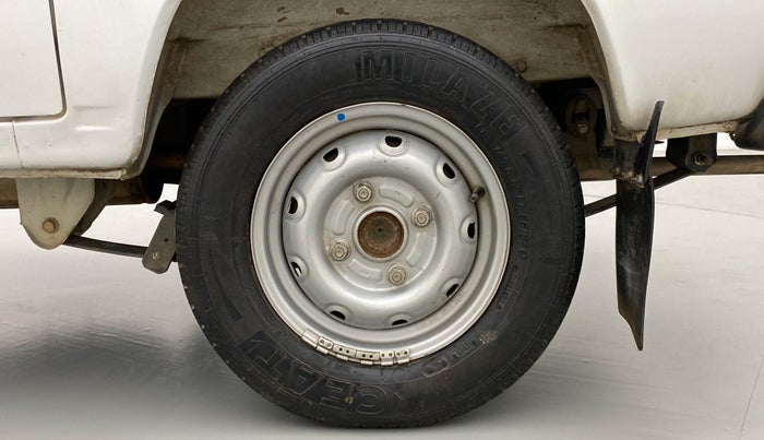 2014 Maruti Omni 5 SEATER, Petrol, Manual, 31,954 km, Left Rear Wheel