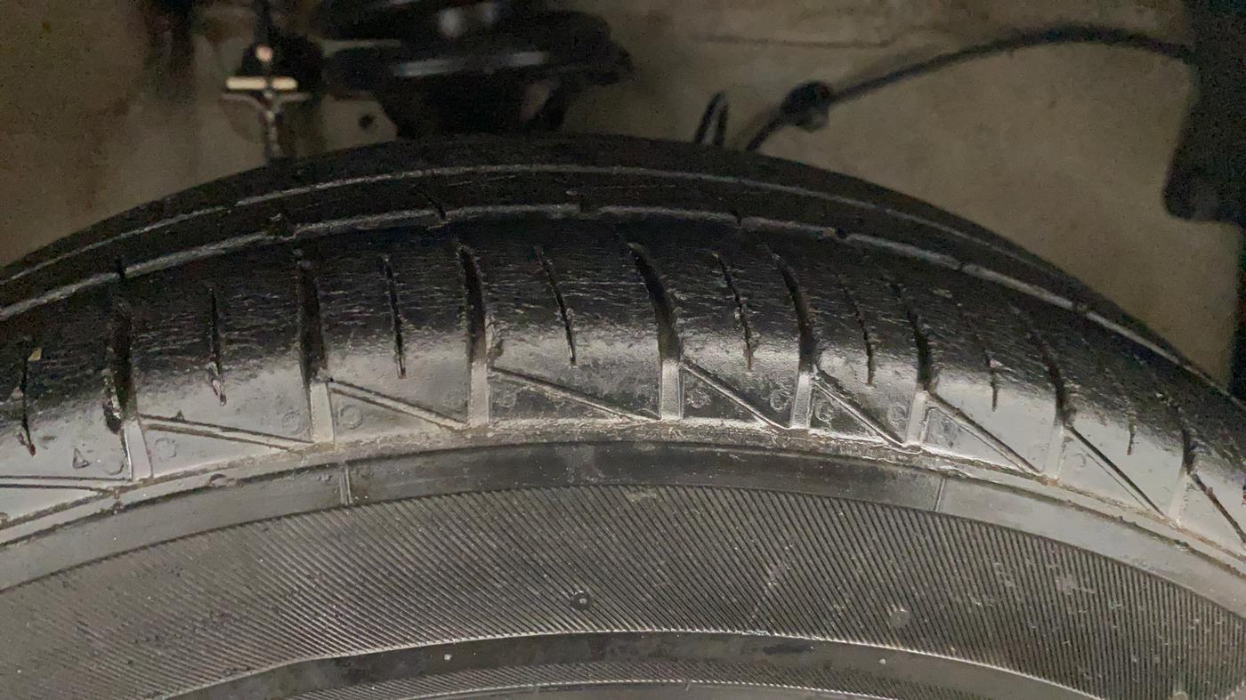2021 Maruti Alto LXI, Petrol, Manual, 25,124 km, Right Front Tyre Tread