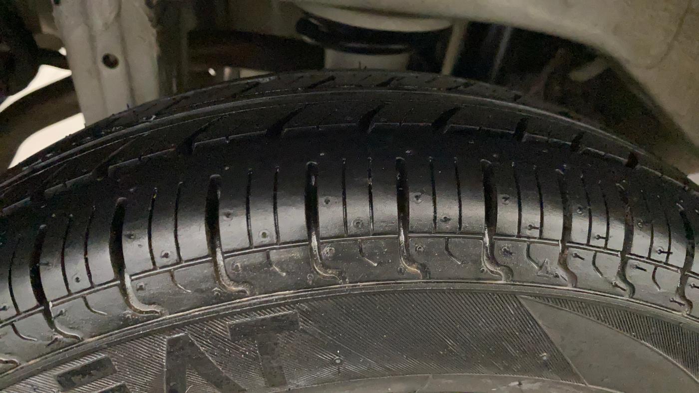 2021 Maruti Alto LXI, Petrol, Manual, 25,124 km, Right Rear Tyre Tread
