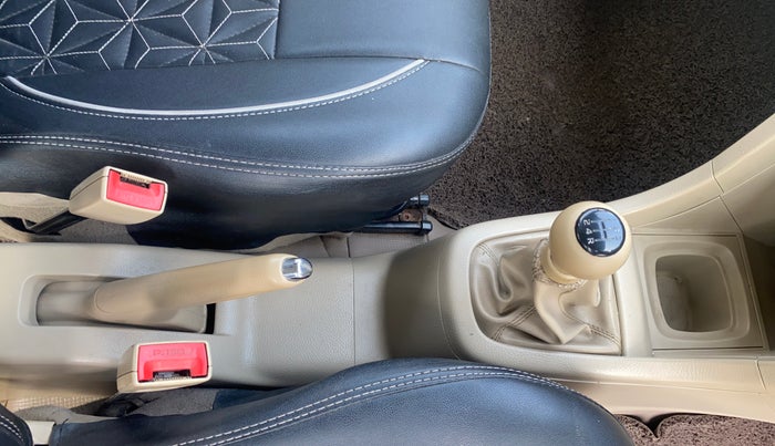 2013 Maruti Ertiga VDI, Diesel, Manual, 96,260 km, Gear Lever