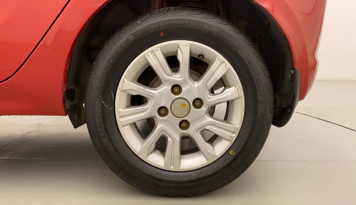 2018 Tata Tiago XZ PETROL, Petrol, Manual, 1,00,000 km, Left Rear Wheel